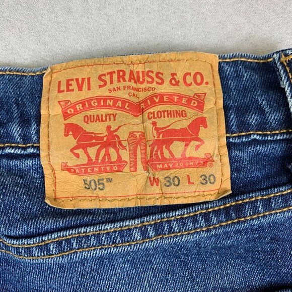 Levis Mens Pants 30 Blue Jeans 505 Regular Fit Medium Wash Strauss Denim 30x28 - Picture 10 of 10